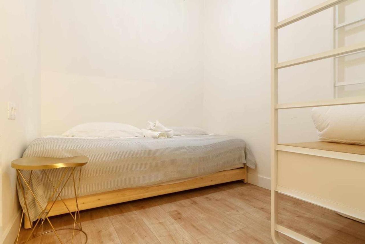 Vivienda Turistica Estilosa En La Zona Vieja Bilbao Exterior foto